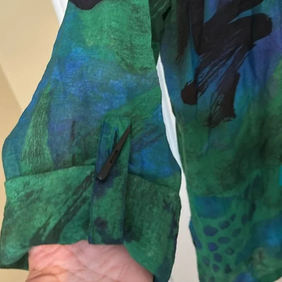 Ali Miles 80% rayon 20% nylon  button-down top - Picture 8 of 10